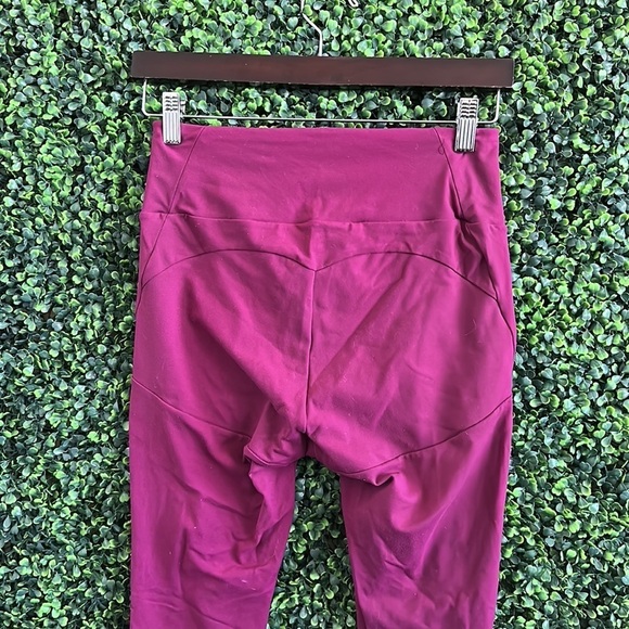 Gymshark Dry Sculpture High Rise Leggings in Plum - Picture 5 of 8